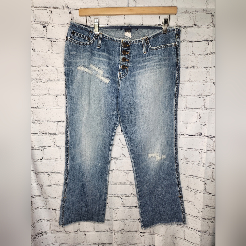 Abercrombie & Fitch Vintage Distressed Patchwork Cropped Capri Button Fly Jean 6